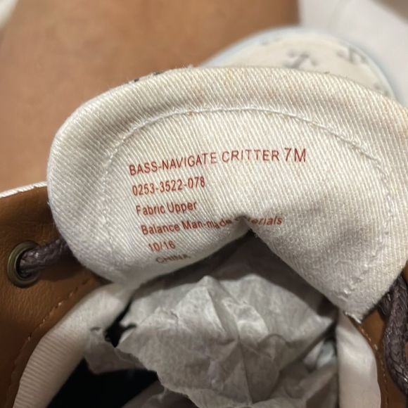 Bass navigate critter canvass shoes size 7M - Picture 7 of 7